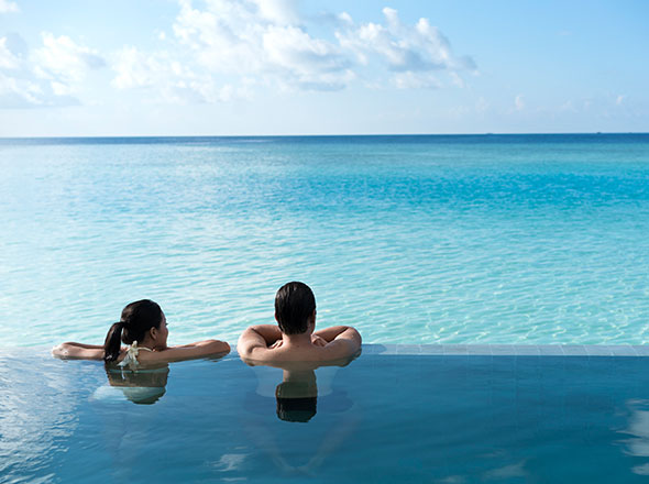MALDIVIAN ROMANCE